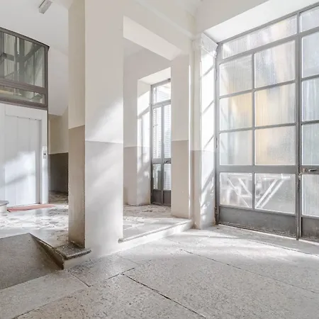 Guesthost - Walk To The Po River & Center *