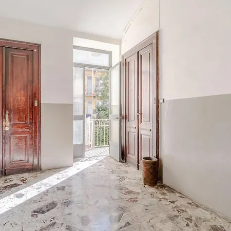 Guesthost - Walk To The Po River & Center *