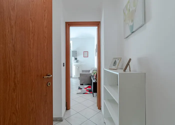 Guesthost - Walk To The Po River & Center Torino