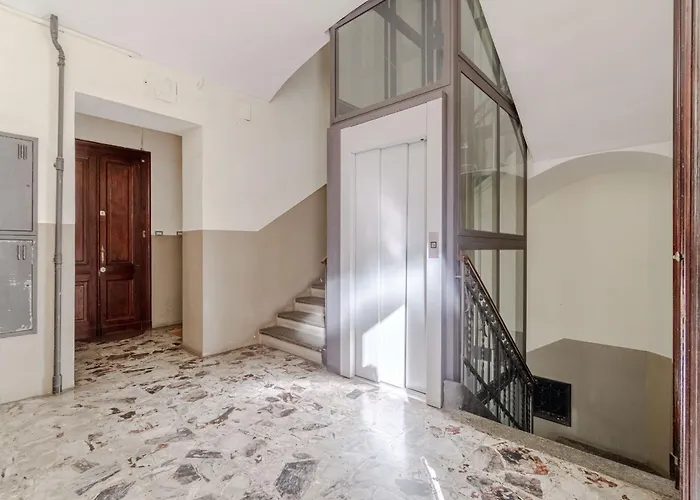 Guesthost - Walk To The Po River & Center Apartament