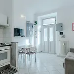 Appartement Guesthost - Walk To The Po River & Center Turijn