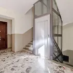 Guesthost - Walk To The Po River & Center Appartement